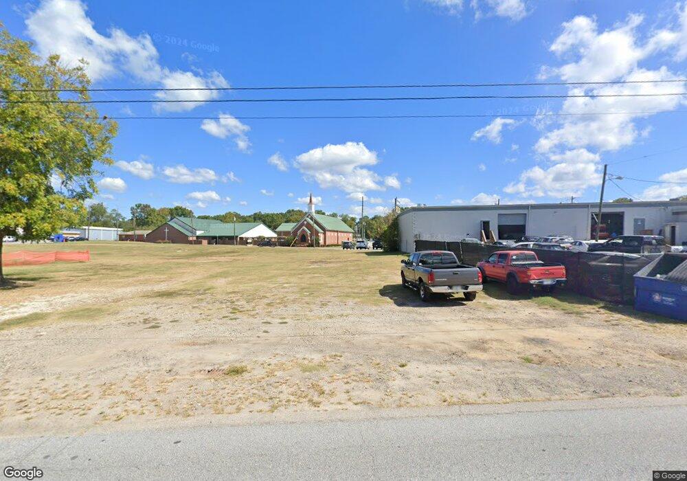 176 E Athens St, Winder, GA 30680 - photo 1