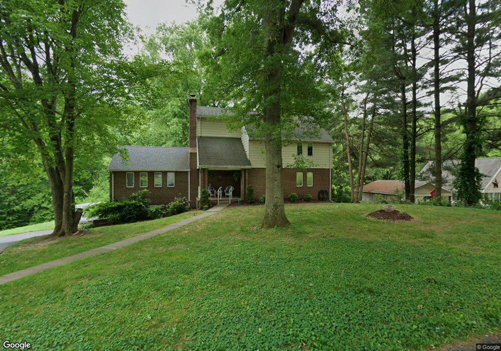 2209 Cloverdale Dr, Fallston, MD 21047 - photo 1