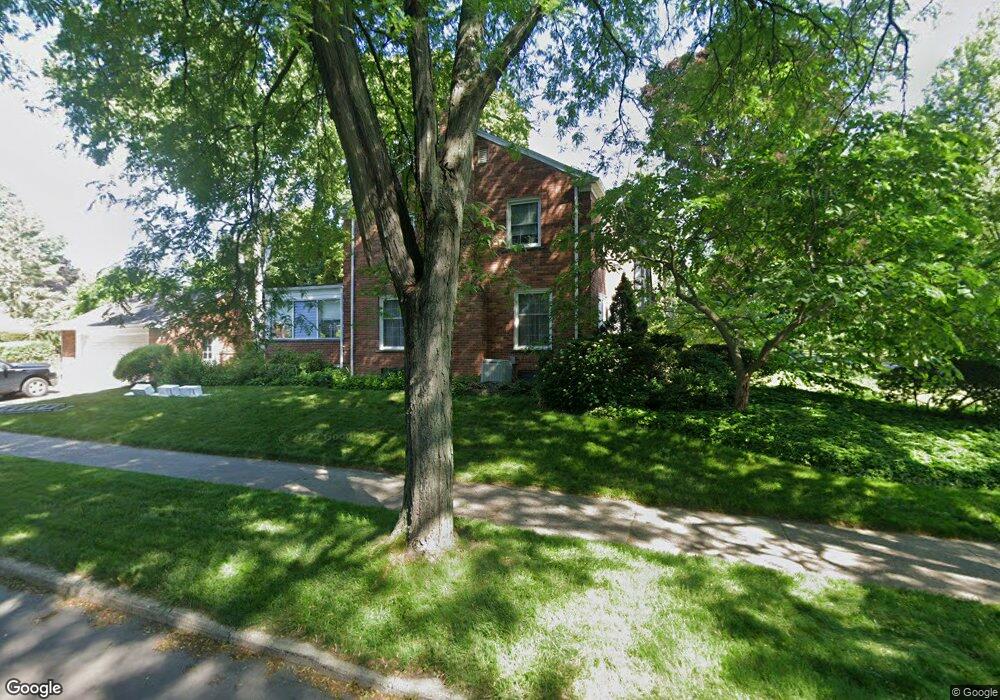 1303 Yorkshire Rd, Grosse Pointe Park, MI 48230 - photo 1