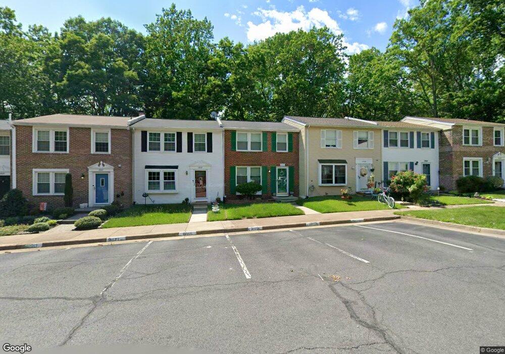 8671 Maple Glen Ct, Springfield, VA 22153 - photo 1