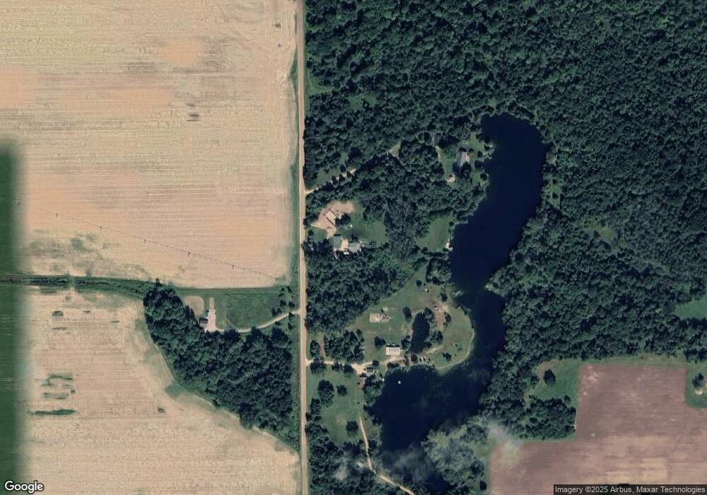 3869 Apache Rd, Vassar, MI 48768 - photo 1