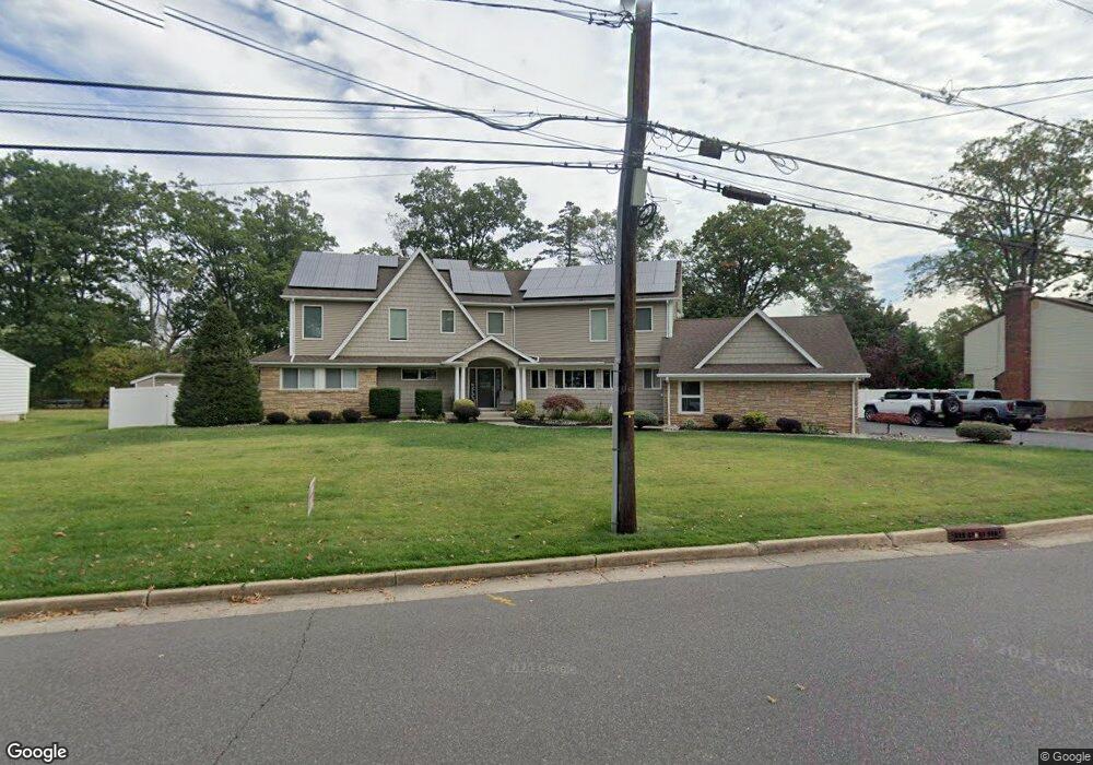 555 Ashland Rd, Middlesex, NJ 08846 - photo 1