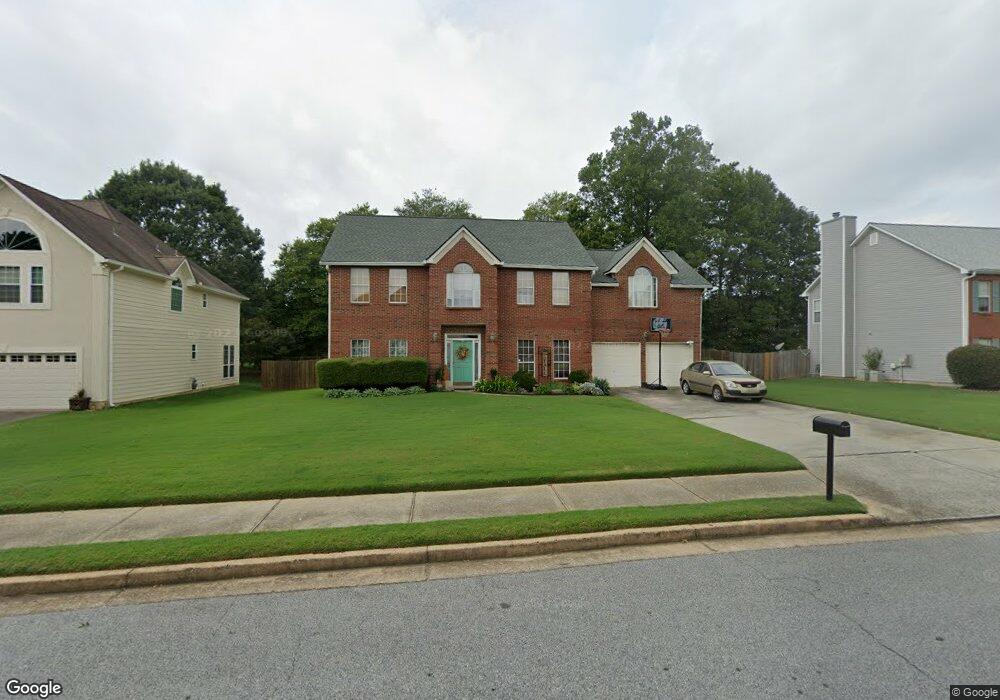 4090 Pineset Dr, Alpharetta, GA 30022 - photo 1