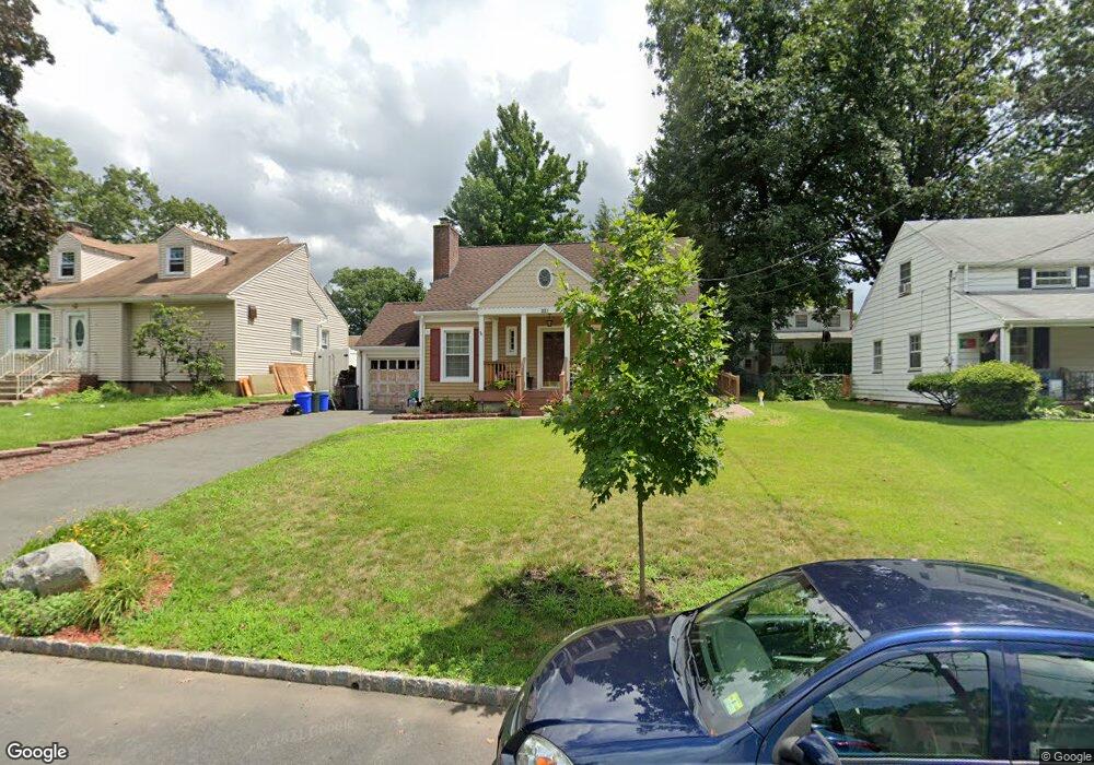 337 Huntington Rd, Union, NJ 07083 - photo 1