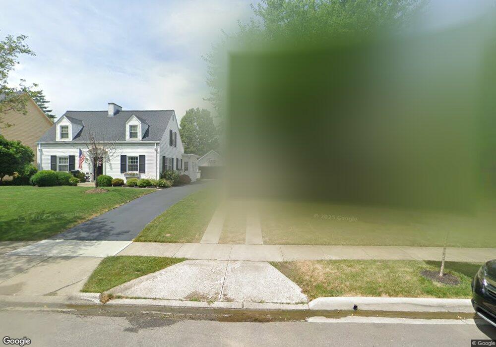 1520 Guilford Rd, Columbus, OH 43221 - photo 1