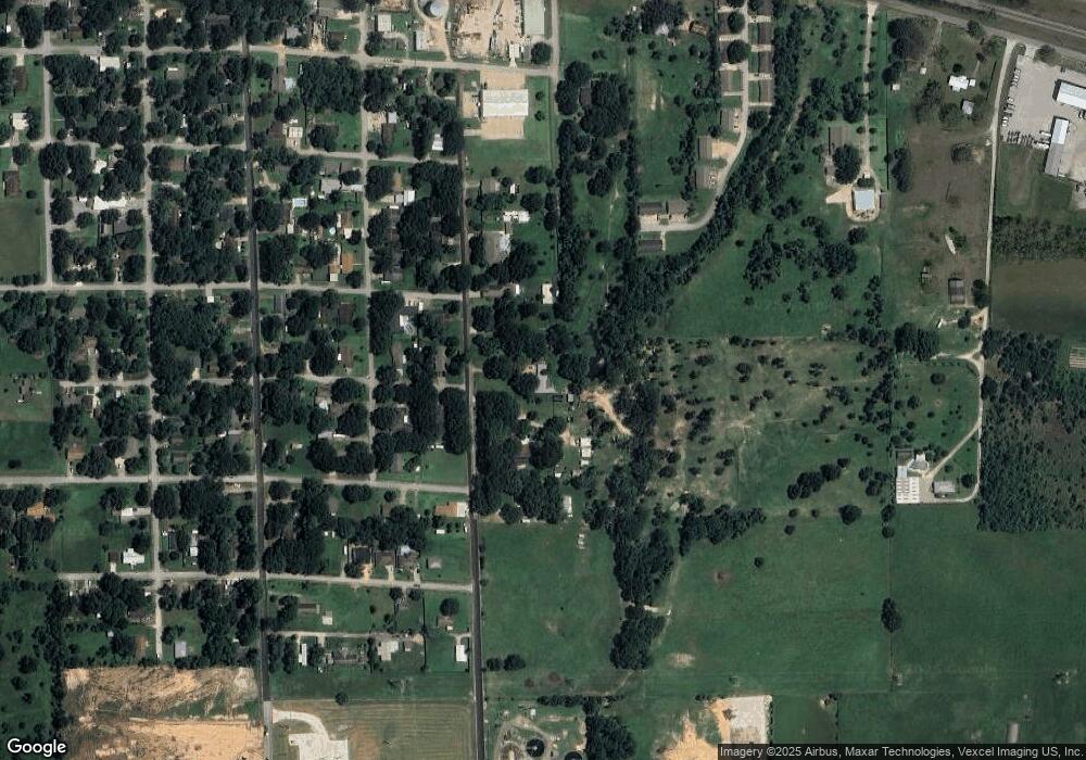 402 Walnut St, Waller, TX 77484 - photo 1