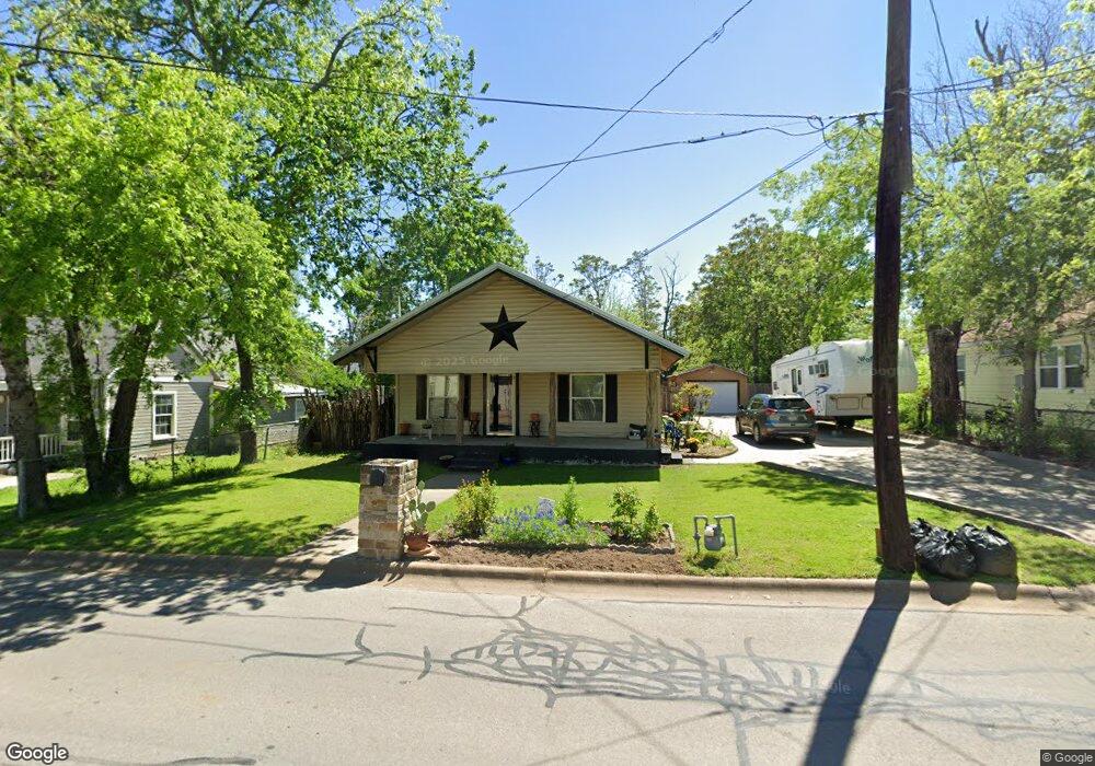 420 E Lee Ave, Weatherford, TX 76086 - photo 1