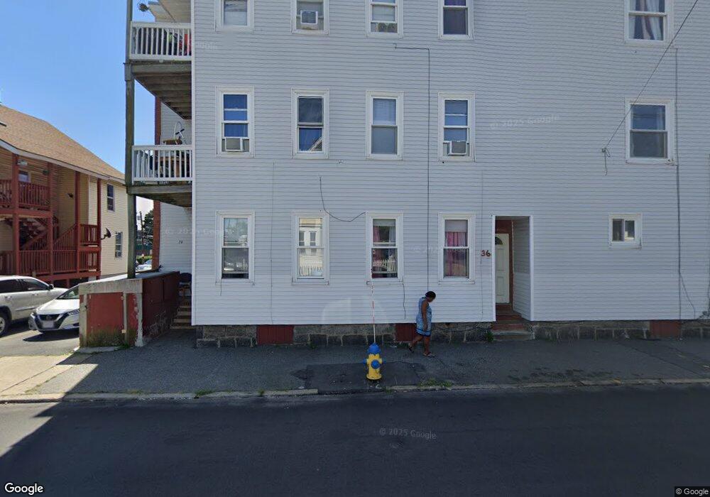 36 Manchester St unit 2, Lawrence, MA 01841 - photo 1