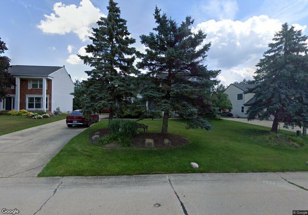 1933 Charrington Dr, West Bloomfield, MI 48324 - photo 1