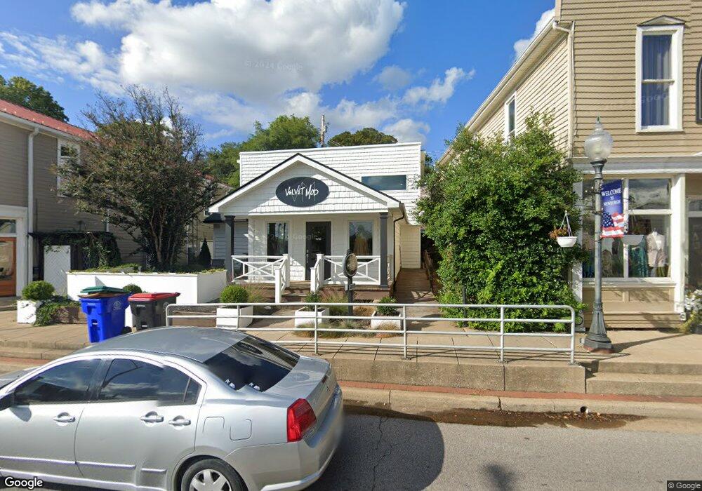 10 W Jennings St, Newburgh, IN 47630 - photo 1