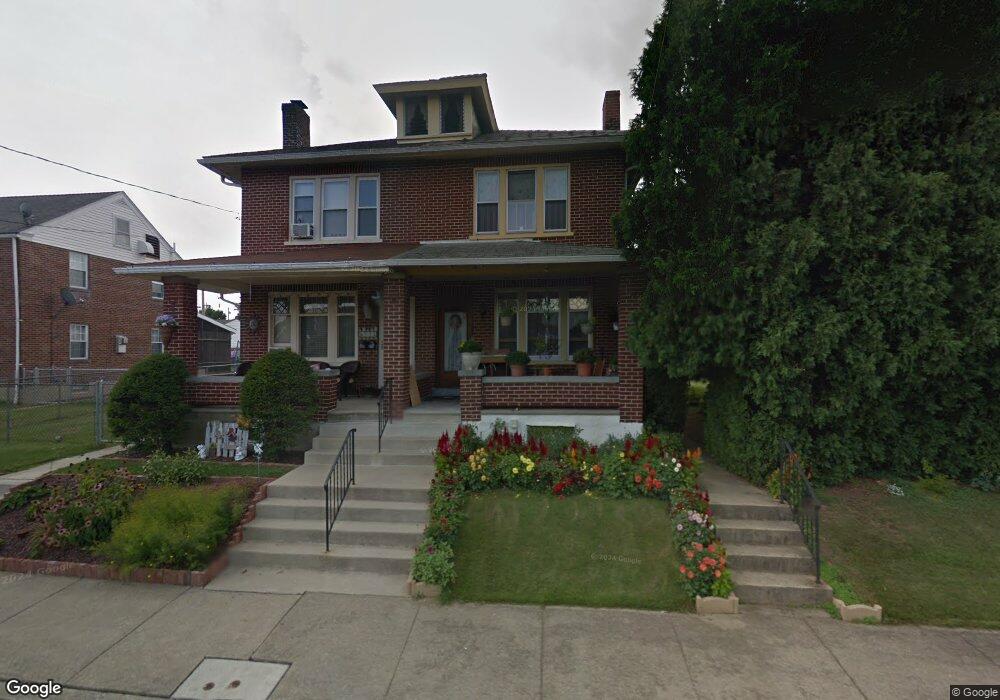 536 N 3rd St, Emmaus, PA 18049 - photo 1