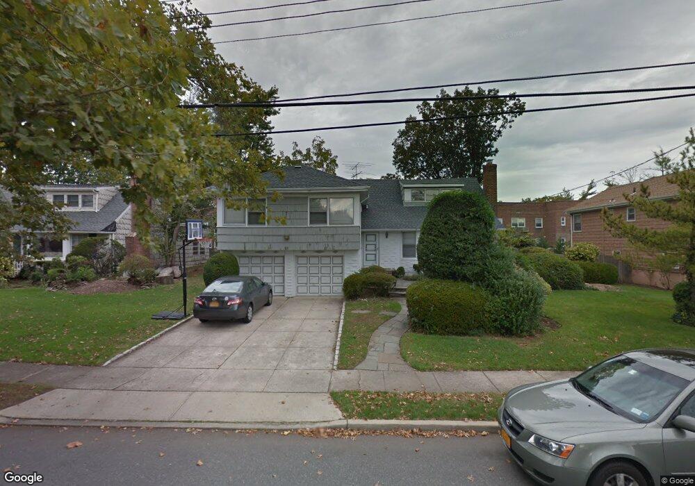 51 White Dr, Cedarhurst, NY 11516 - photo 1