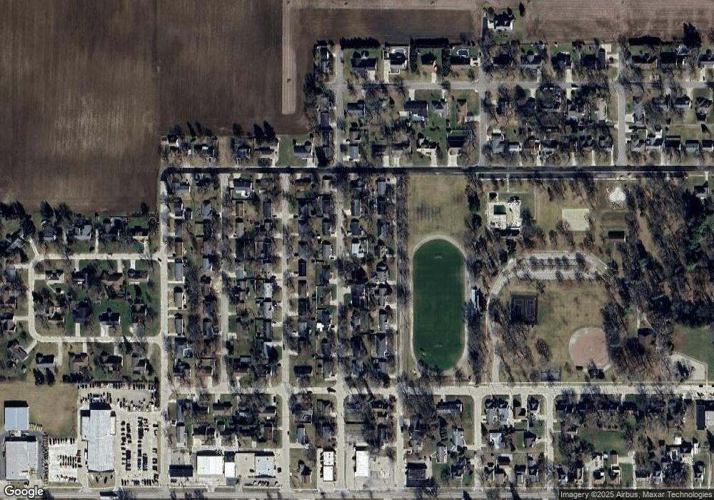 210 Degroff Ave, Archbold, OH 43502 - photo 1