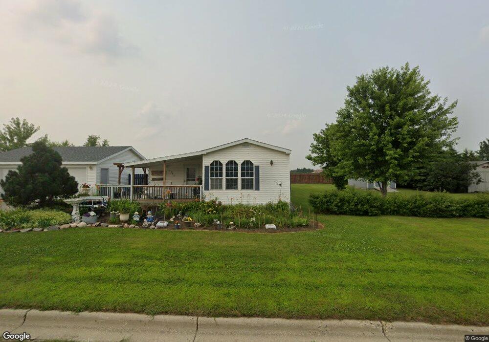 1506 11th St SW, Jamestown, ND 58401 - photo 1