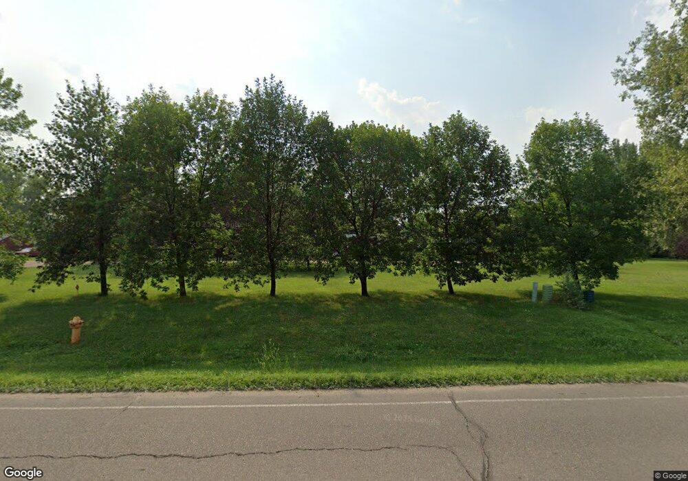 718 S 30th St, Grand Forks, ND 58201 - photo 1