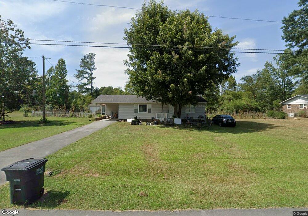 158 Ruben Dr NE, Calhoun, GA 30701 - photo 1