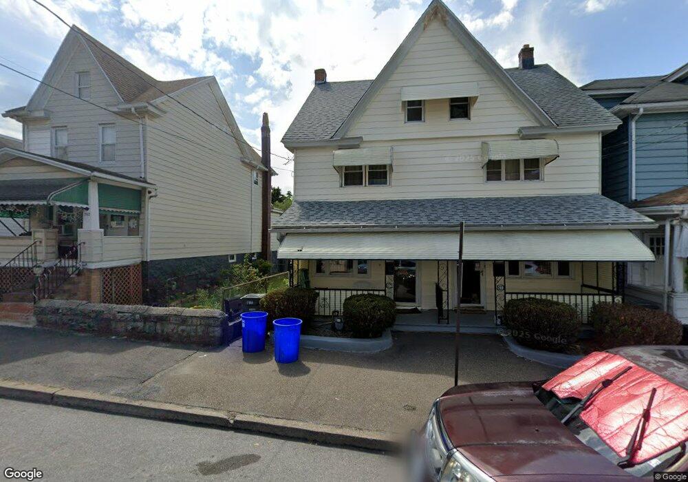 786 N Vine St, Hazleton, PA 18201 - photo 1