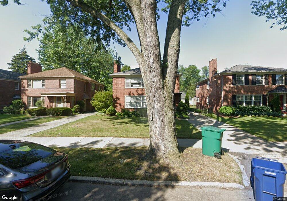 815 Harcourt Rd unit 2, Grosse Pointe Park, MI 48230 - photo 1