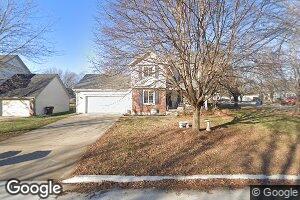 115 N Sharon Dr, Lawrence, KS 66049