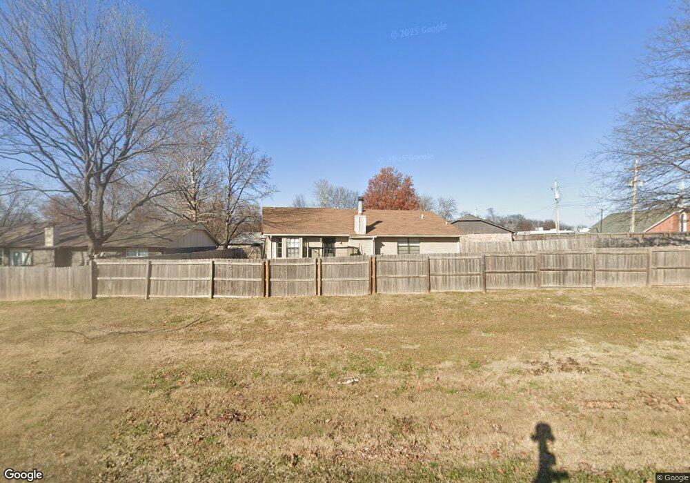 305 W Durham Place, Broken Arrow, OK 74011 - photo 1