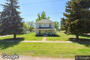 31 1st Ave, Ipswich, SD 57451