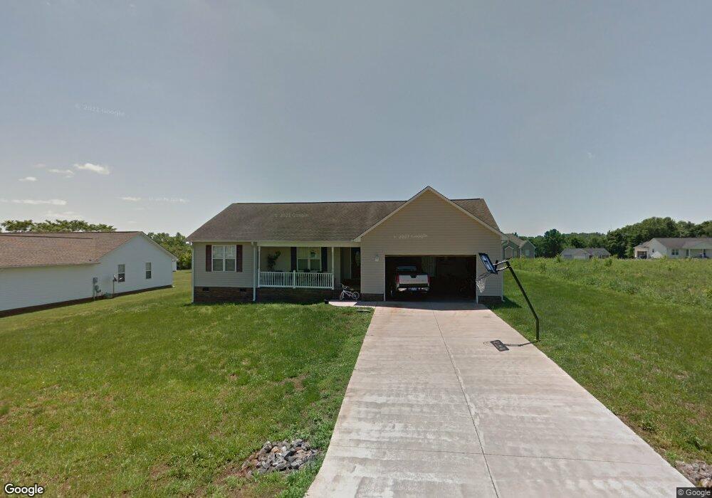 110 E Dundee Ct, Statesville, NC 28625 - photo 1