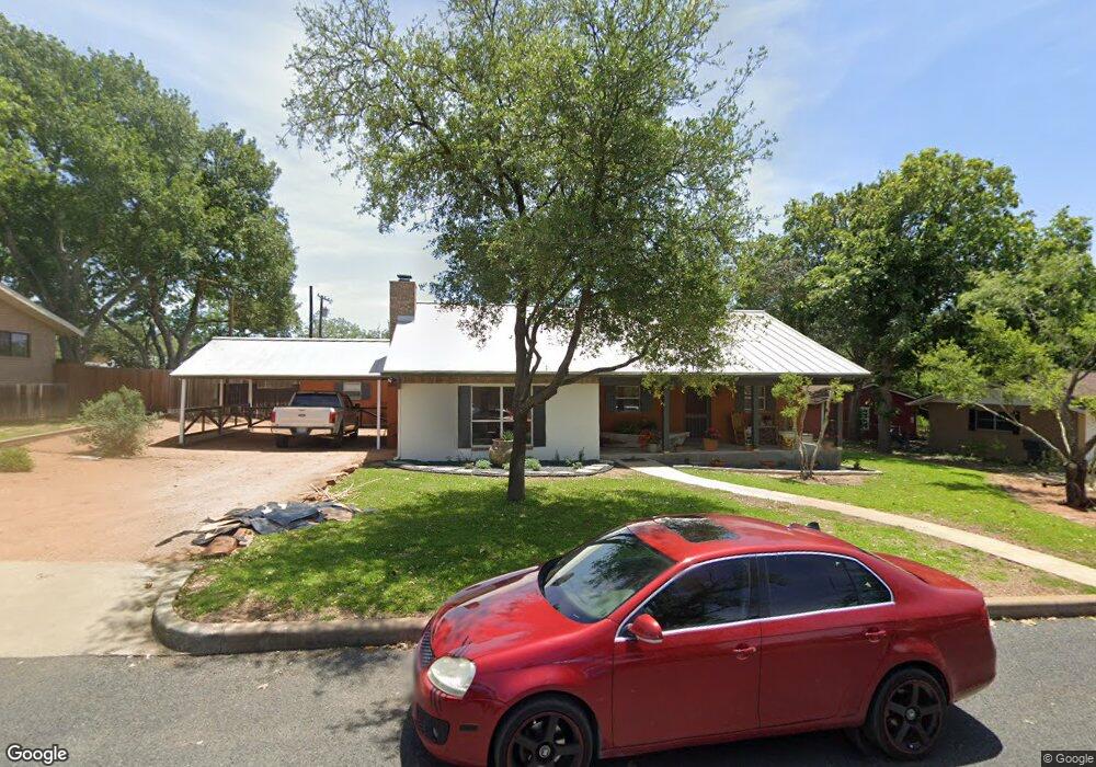 1007 Avenue B, Fredericksburg, TX 78624 - photo 1