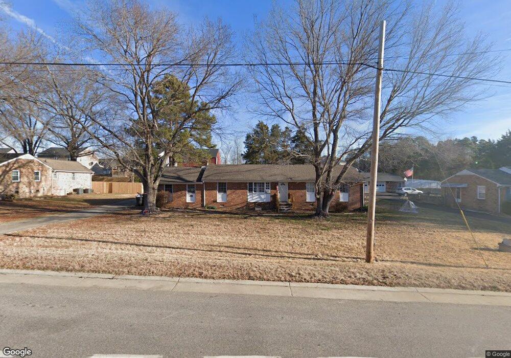 5520 Kingsland Rd, North Chesterfield, VA 23237 - photo 1