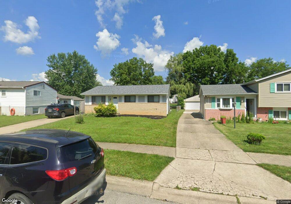 4553 Stonehedge Rd, Columbus, OH 43231 - photo 1