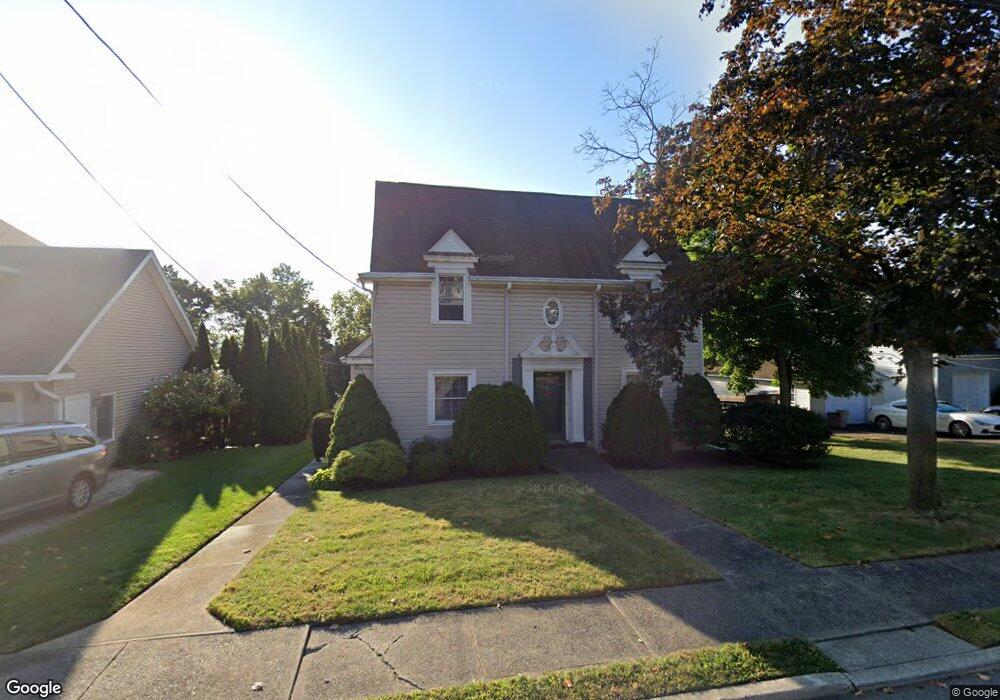 186 Berkshire Rd, Hasbrouck Heights, NJ 07604 - photo 1