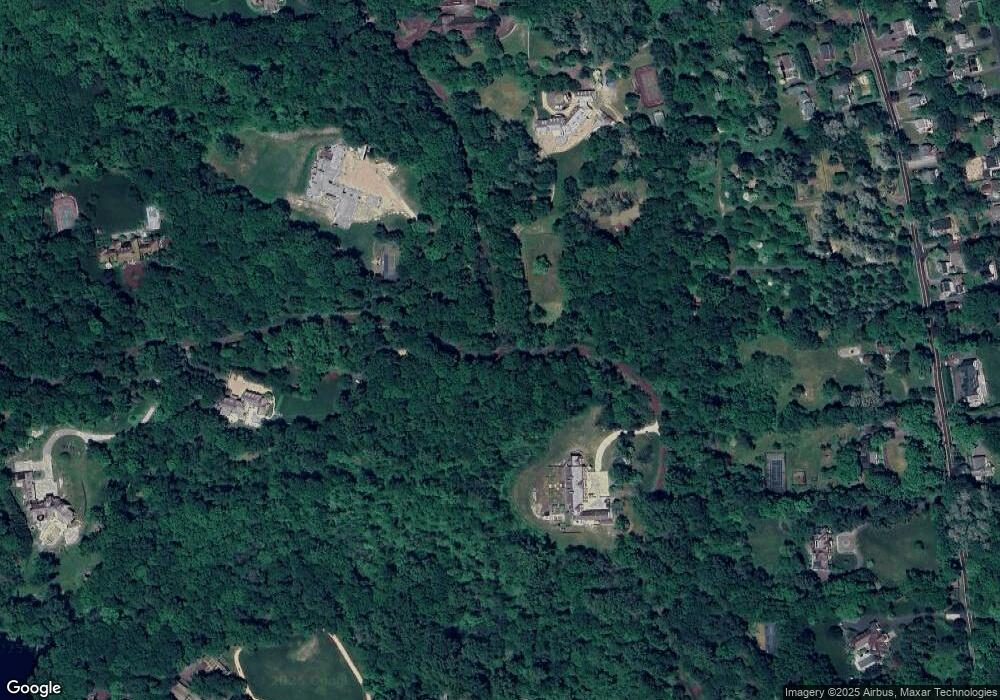 3 Cowdray Park Dr, Greenwich, NY 06831 - photo 1