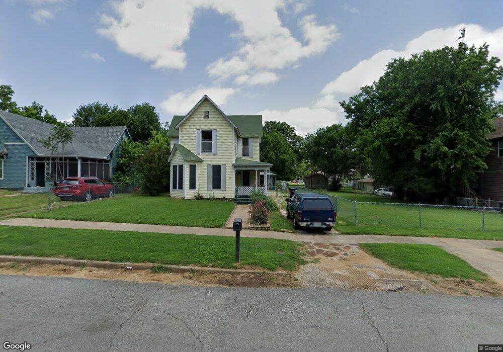 923 W Nelson St, Denison, TX 75020 - photo 1