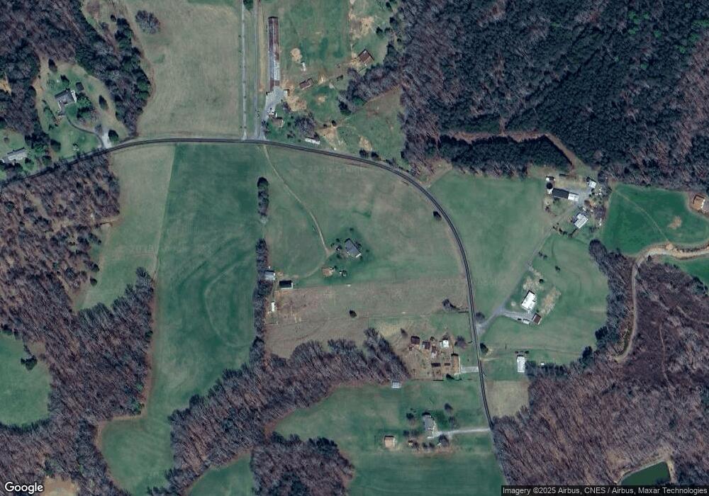 484 Pisgah Ridge Cir, Hiddenite, NC 28636 - photo 1