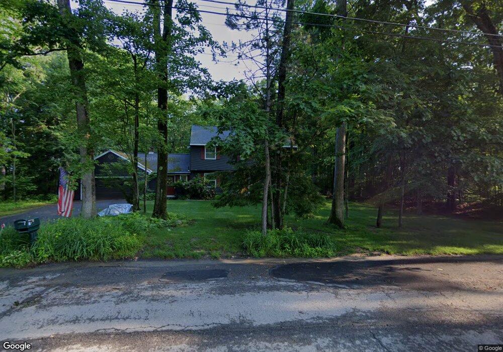 7 Walnut Ln W, Schenectady, NY 12309 - photo 1