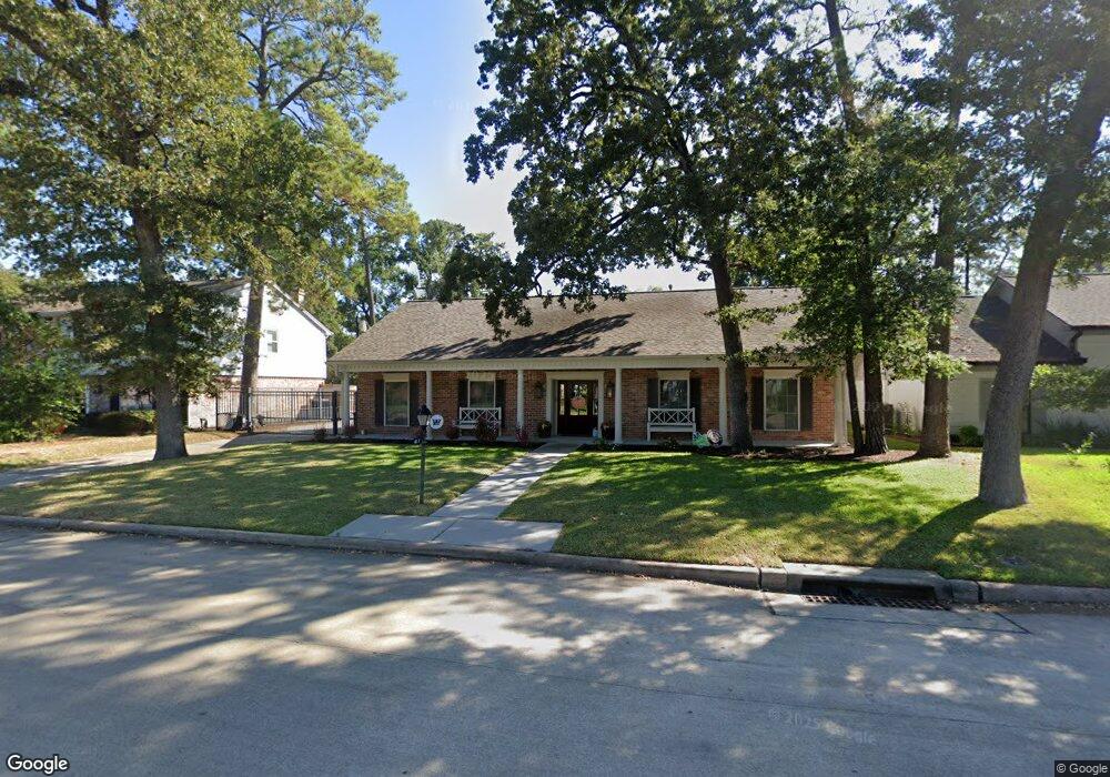 462 Yorkchester Dr, Houston, TX 77079 - photo 1