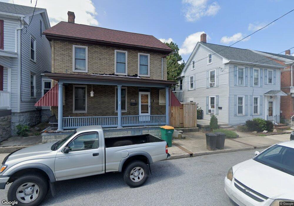 208 Park St, Waynesboro, PA 17268 - photo 1