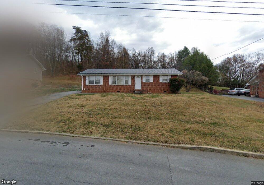 1413 Valley View Dr, Johnson City, TN 37601 - photo 1