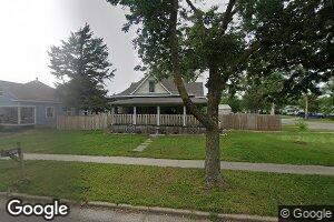 601 S Randall Ave, Moundridge, KS 67107