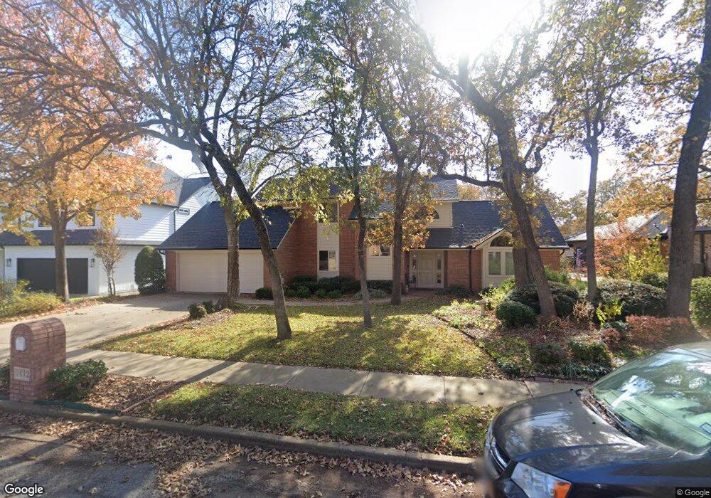 1412 Briar Dr, Bedford, TX 76022 - photo 1