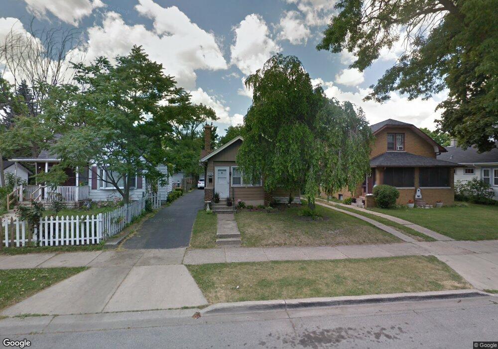 432 Judge Ave, Waukegan, IL 60085 - photo 1