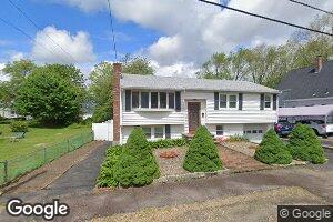 27 Hayes St, Lynn, MA 01905