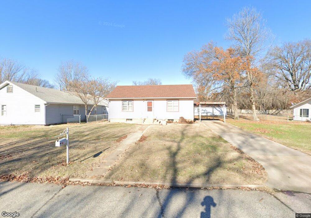 2913 Morgan Ave, Parsons, KS 67357 - photo 1