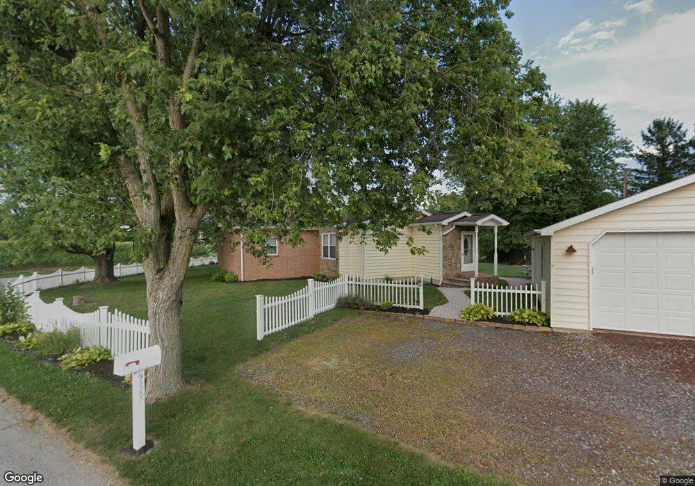 959 Locust Ln, Littlestown, PA 17340 - photo 1