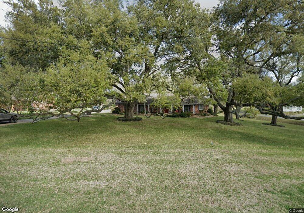 516 College St, East Bernard, TX 77435 - photo 1