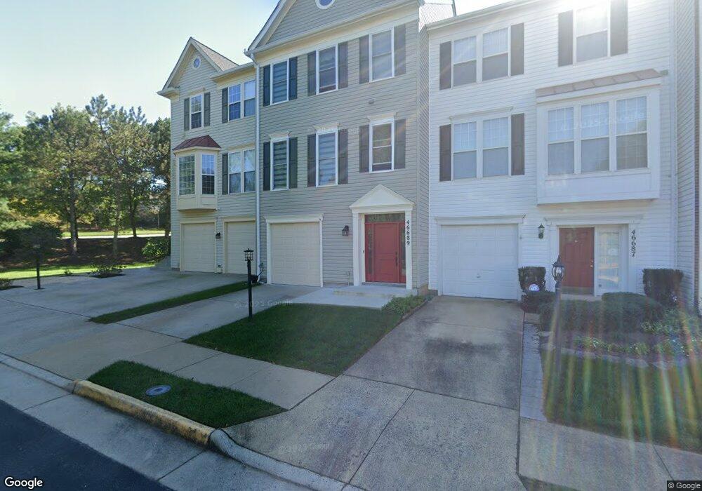 46689 Cavendish Square, Sterling, VA 20165 - photo 1