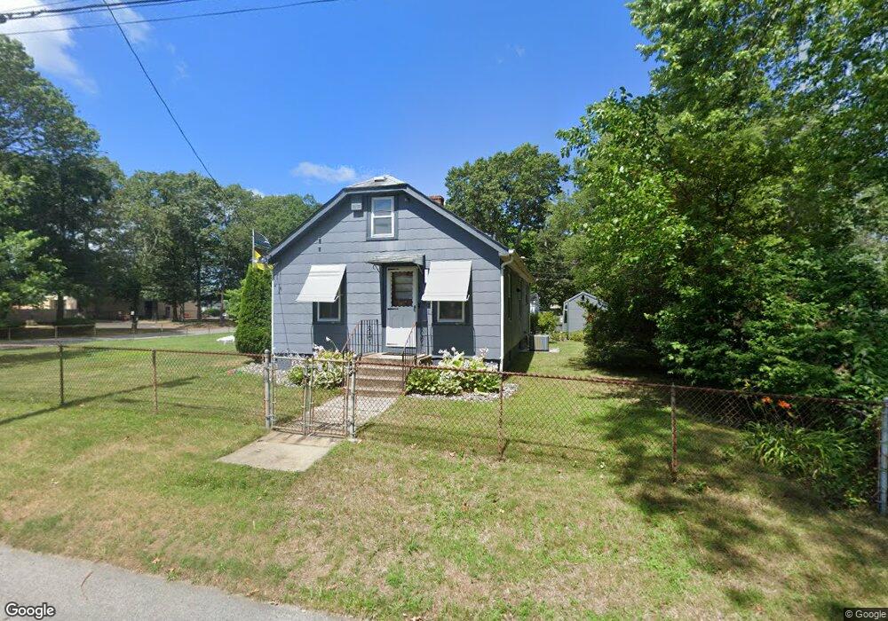 153 Inman Ave, Warwick, RI 02886 - photo 1