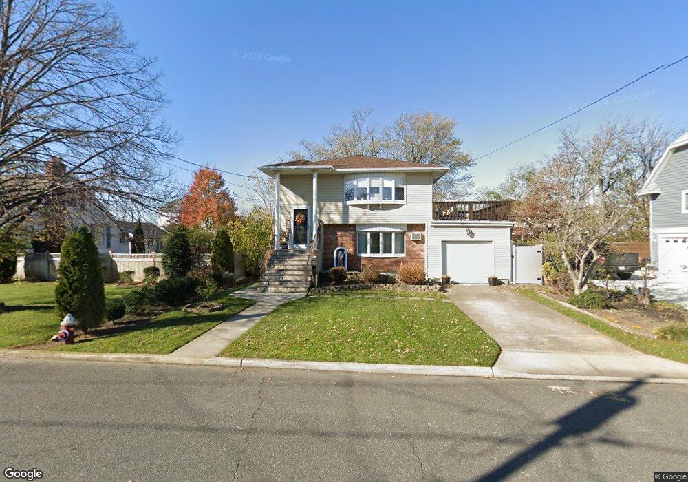 4052 Connecticut Ave, Island Park, NY 11558 - photo 1