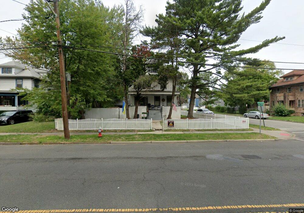 277 E 2nd Ave, Roselle, NJ 07203 - photo 1