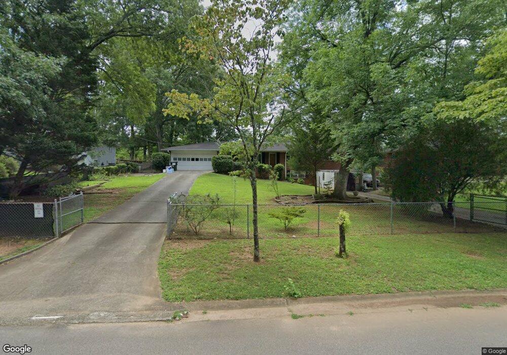 1890 Hasty Rd, Marietta, GA 30062 - photo 1