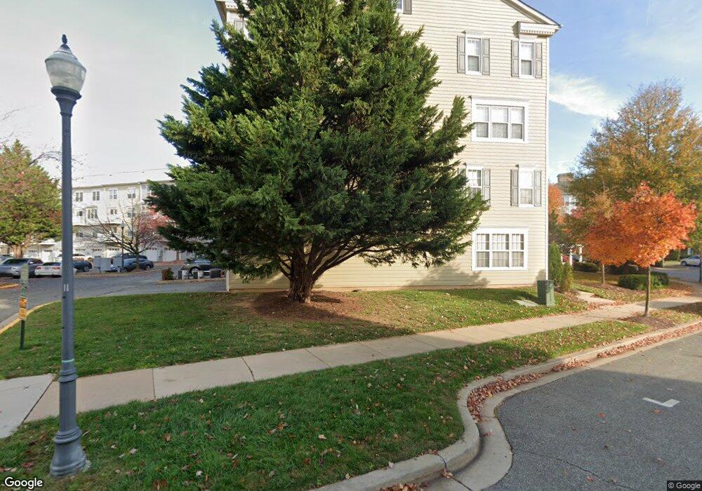 139 Chevy Chase St unit A, Gaithersburg, MD 20878 - photo 1